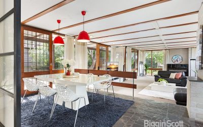 ‘Van Aken House’ 10 Solway Dve, Glen Waverley VIC