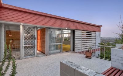 2 Cluden St, Holland Park West QLD