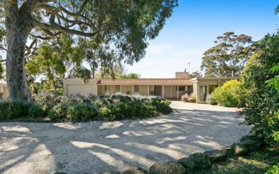 ‘Tradewinds’ 5 Canadian Bay Rd, Mount Eliza VIC